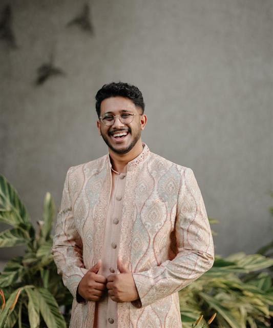 Denis - The Groom