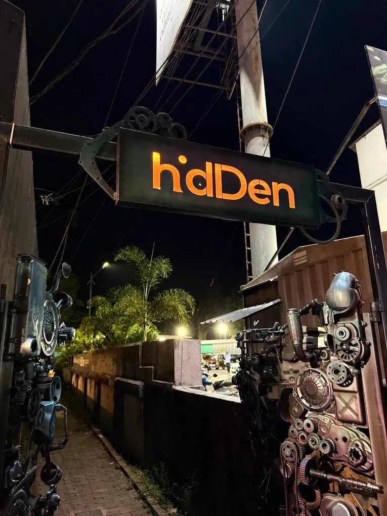 Hidden Cafe